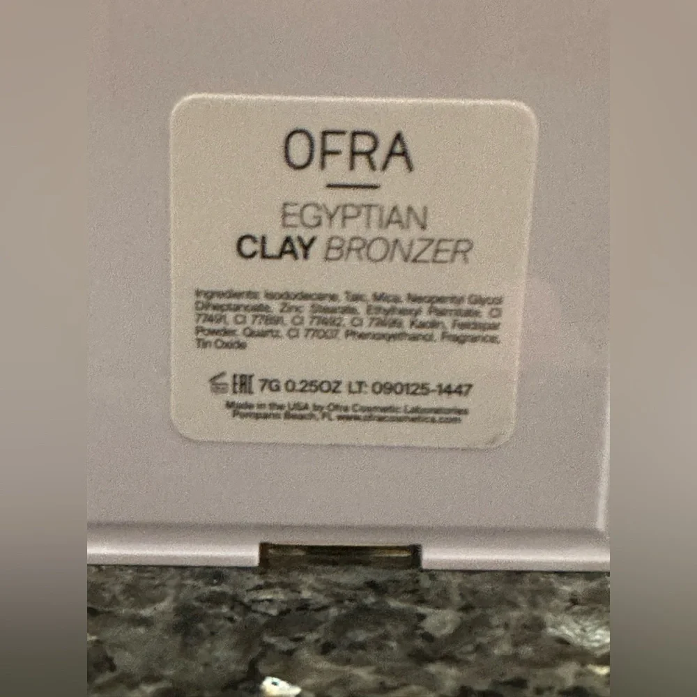 OFRA COSMETICS 3D Pyramid - Egyptian Clay Bronzer